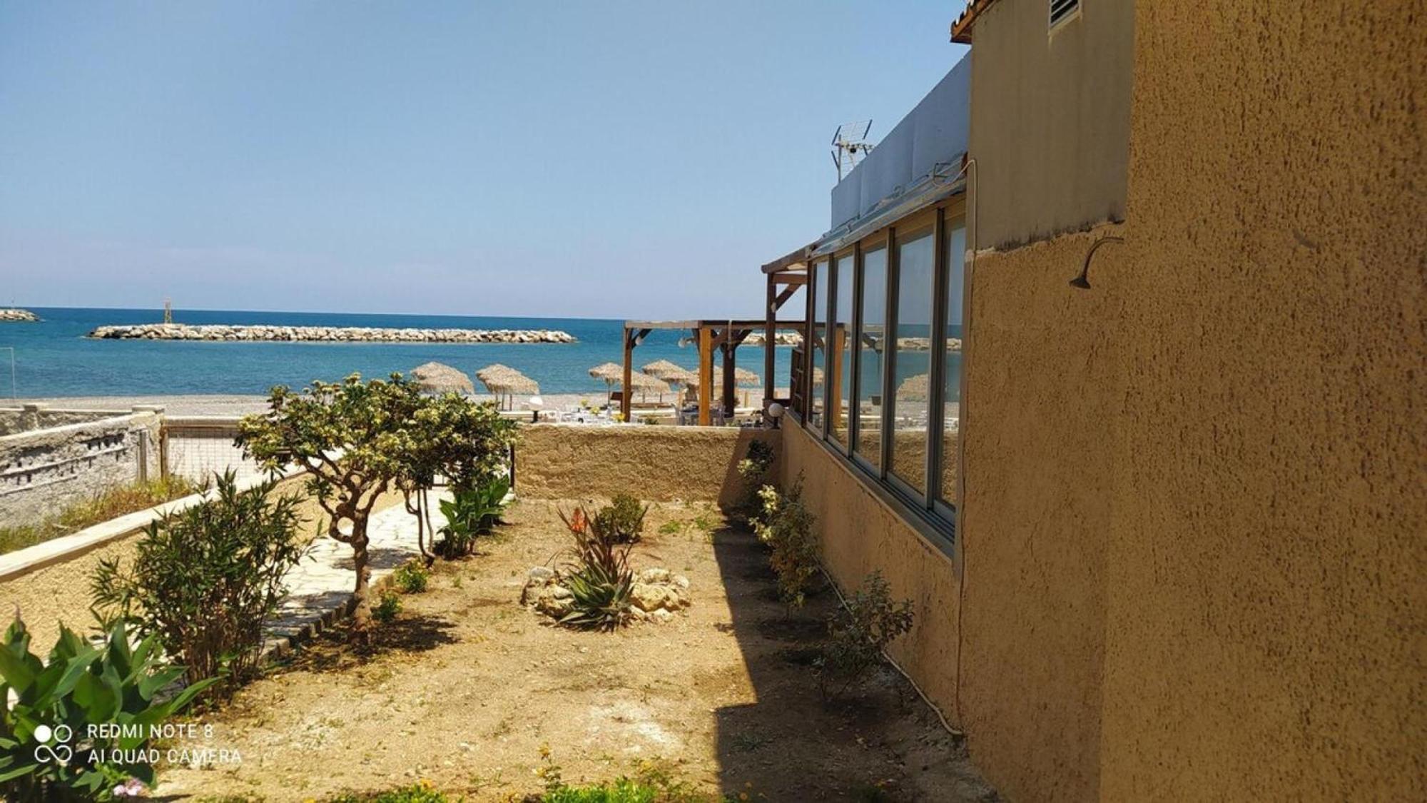 Villa Snepa House On The Beach In Kolimbari à Kolymbari Extérieur photo